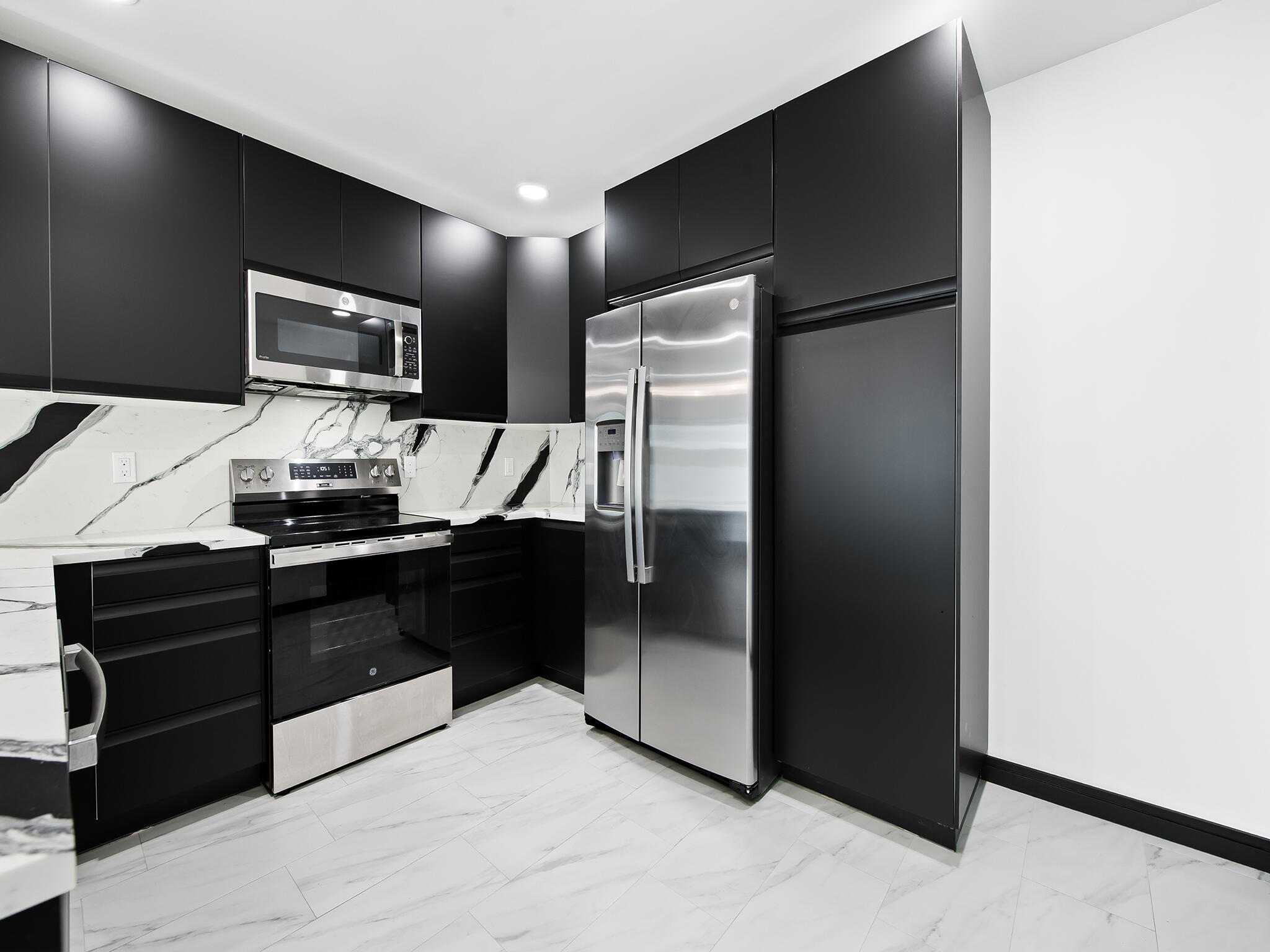 LAS OLAS PARK CORR PLAT - Residential Income