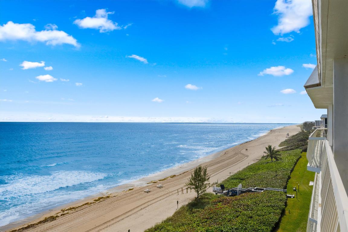 2100 COND AT SLOANS CURVE - Residential