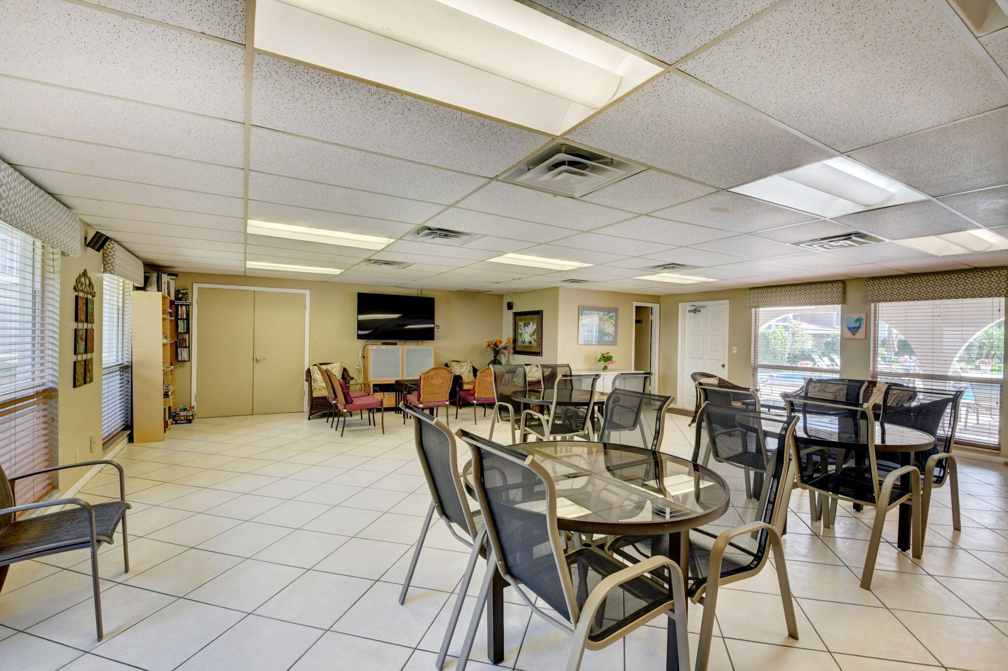 TIERRA DEL SOL CONDO - Residential