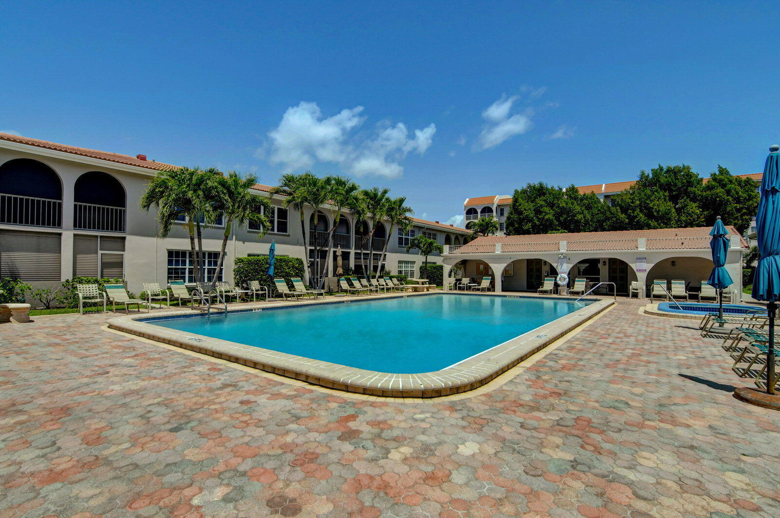 TIERRA DEL SOL CONDO - Residential