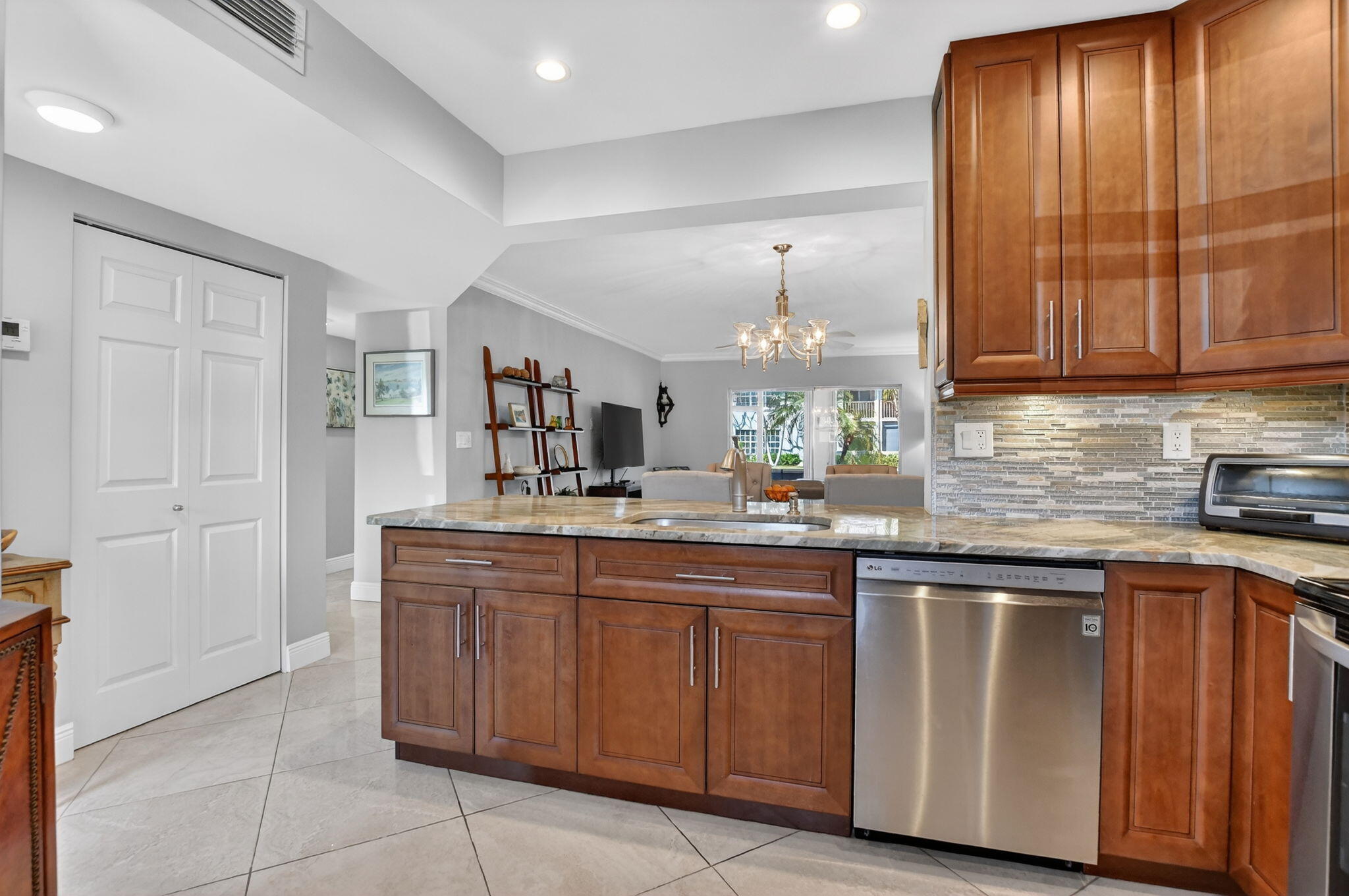 TIERRA DEL SOL CONDO - Residential