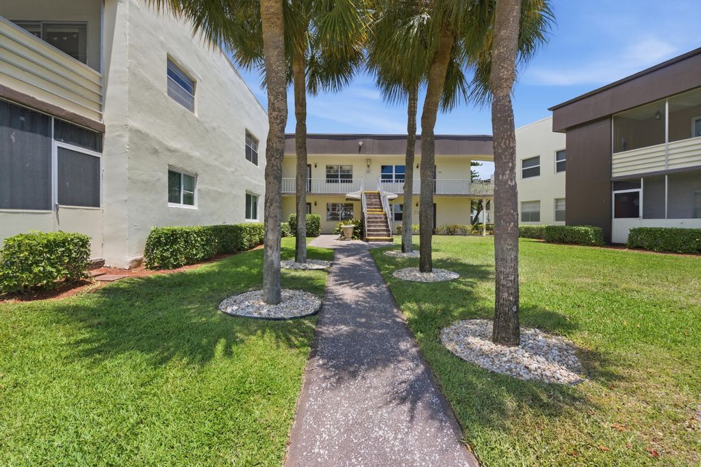Photo of 729 Normandy P, Delray Beach, FL 33484 (MLS # B26027448)
