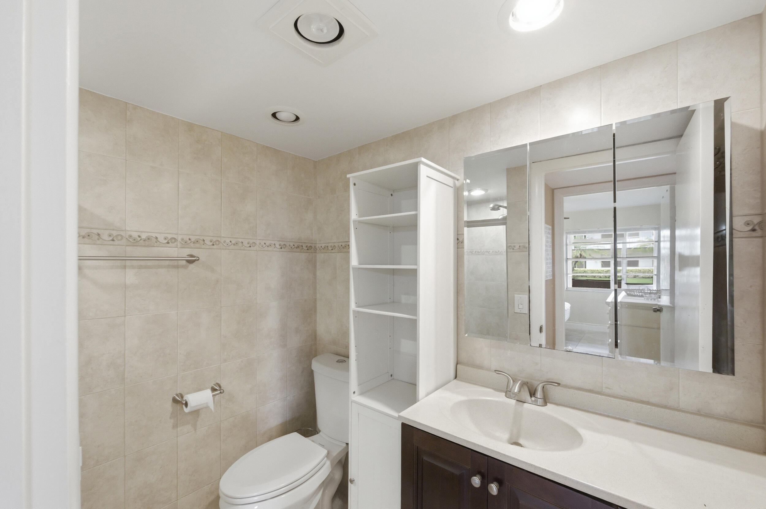 KINGS POINT NORMANDY CONDOS - Residential Lease