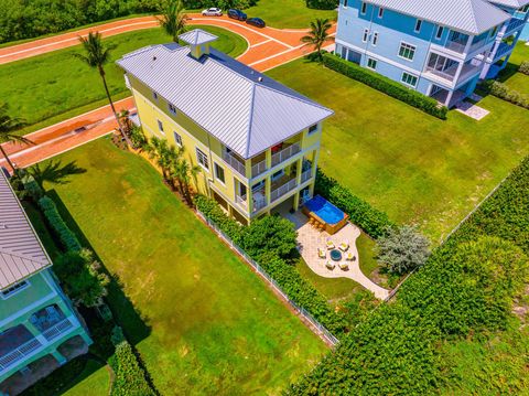 A home in Hutchinson Island