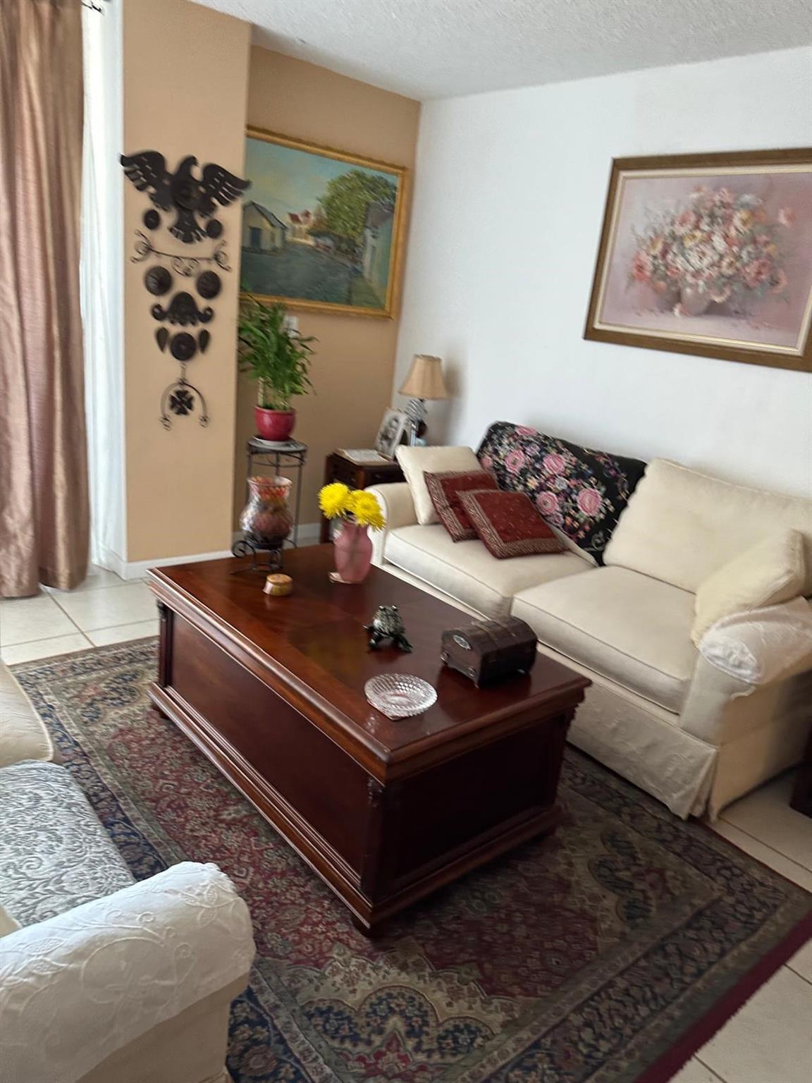 2821 NE N MIAMI BEACH BLVD 3M