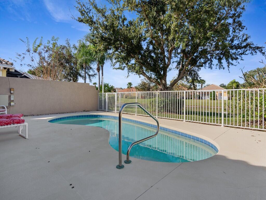 ISLES AT WATERWAY VILLAGE - Residential