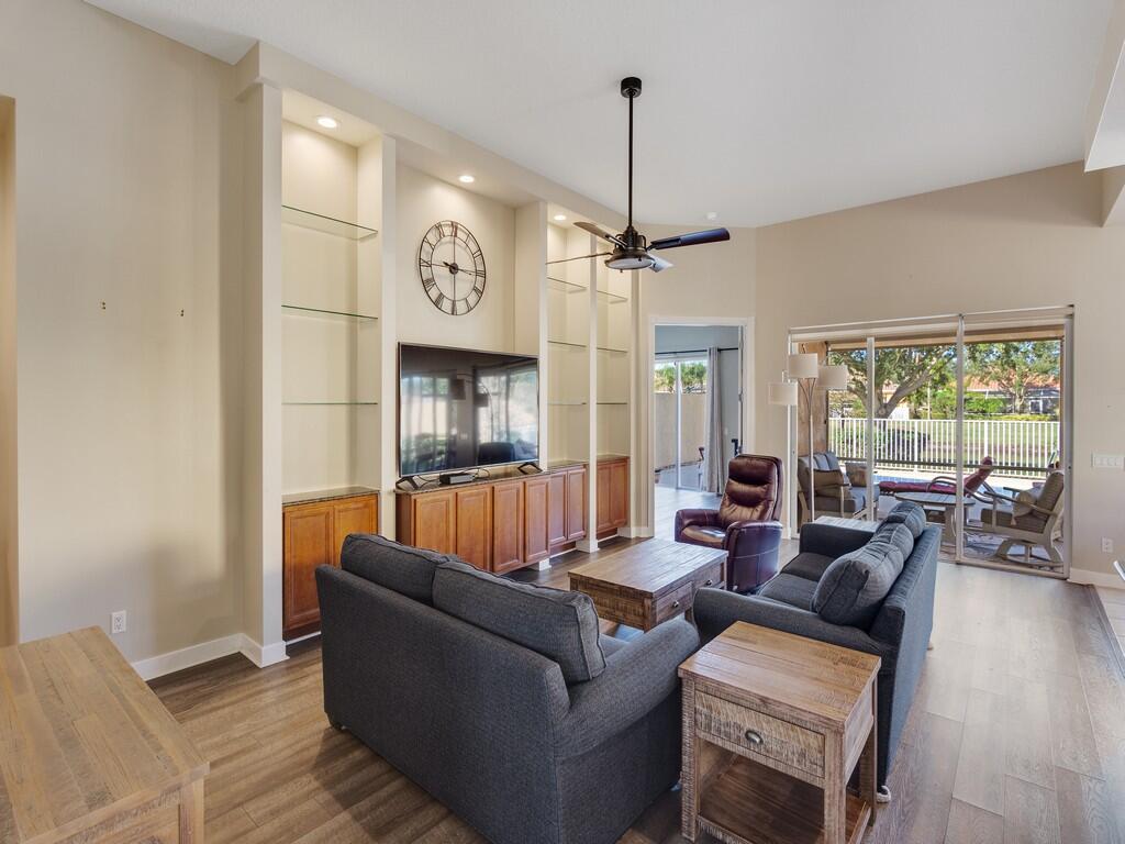 ISLES AT WATERWAY VILLAGE - Residential