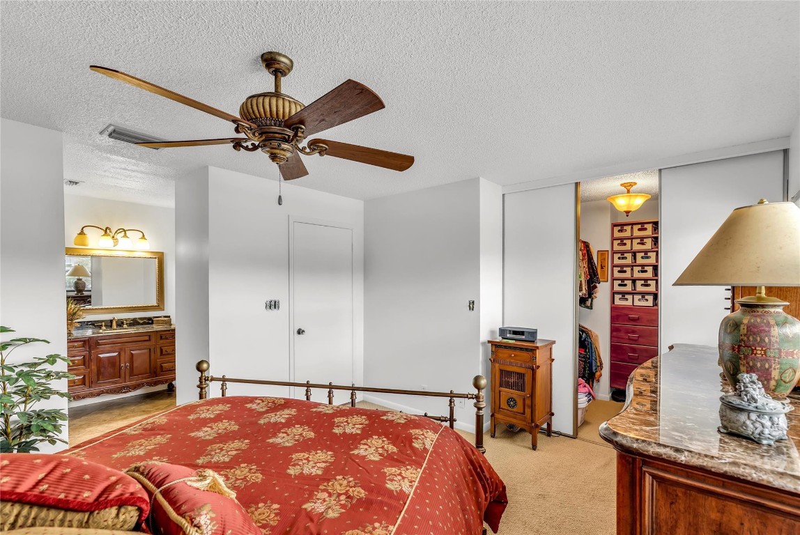 GOLDEN RAINTREE I - Residential