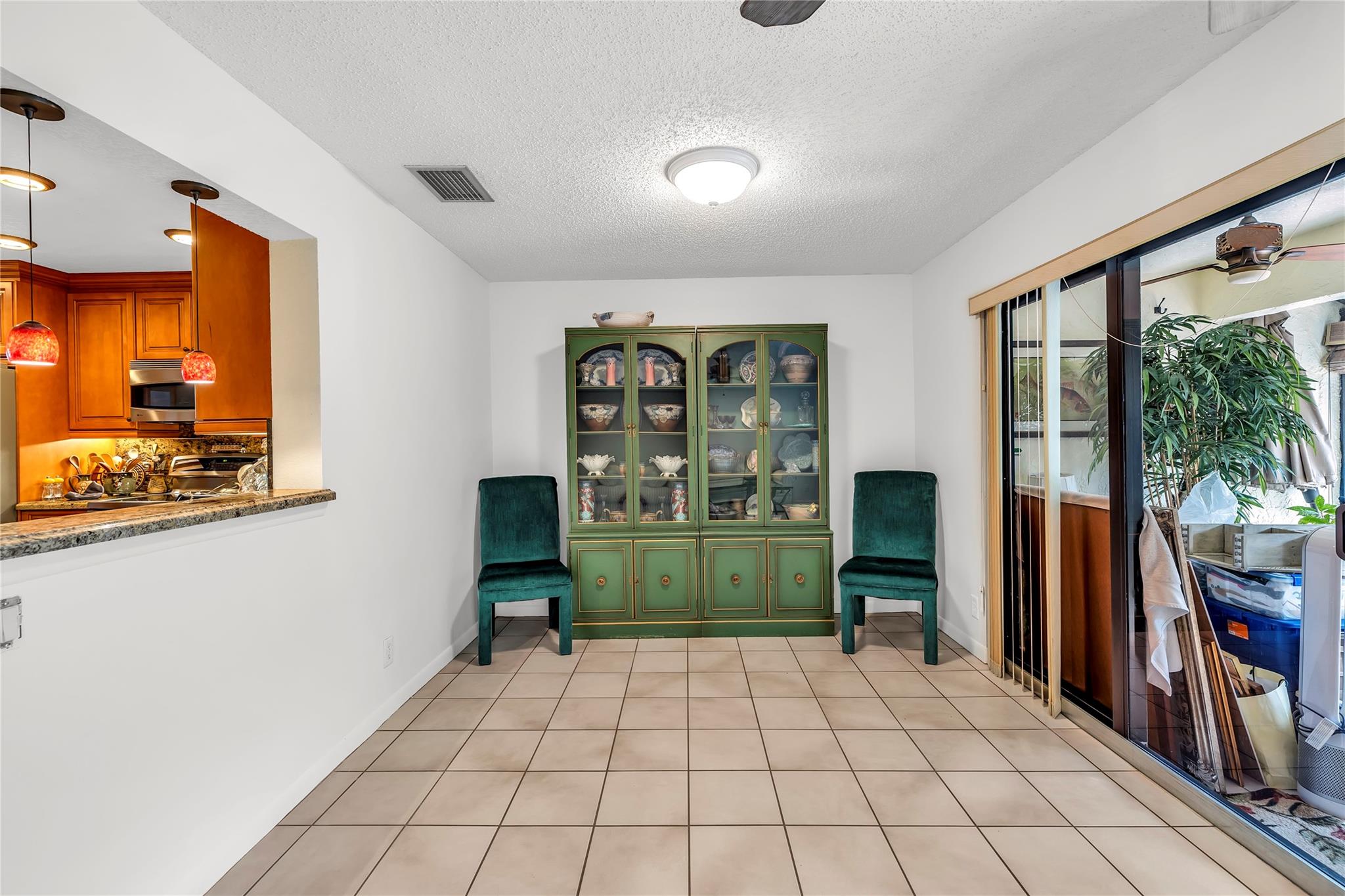 GOLDEN RAINTREE I - Residential