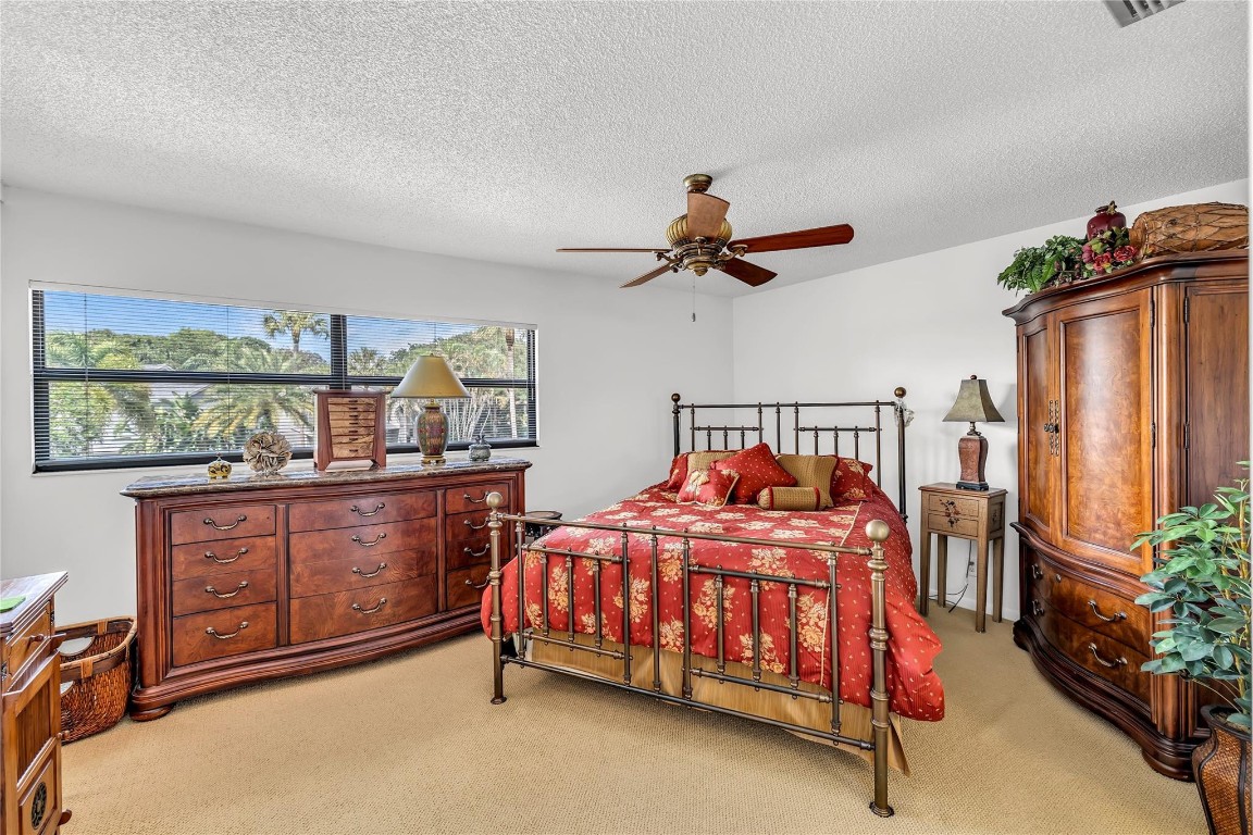 GOLDEN RAINTREE I - Residential