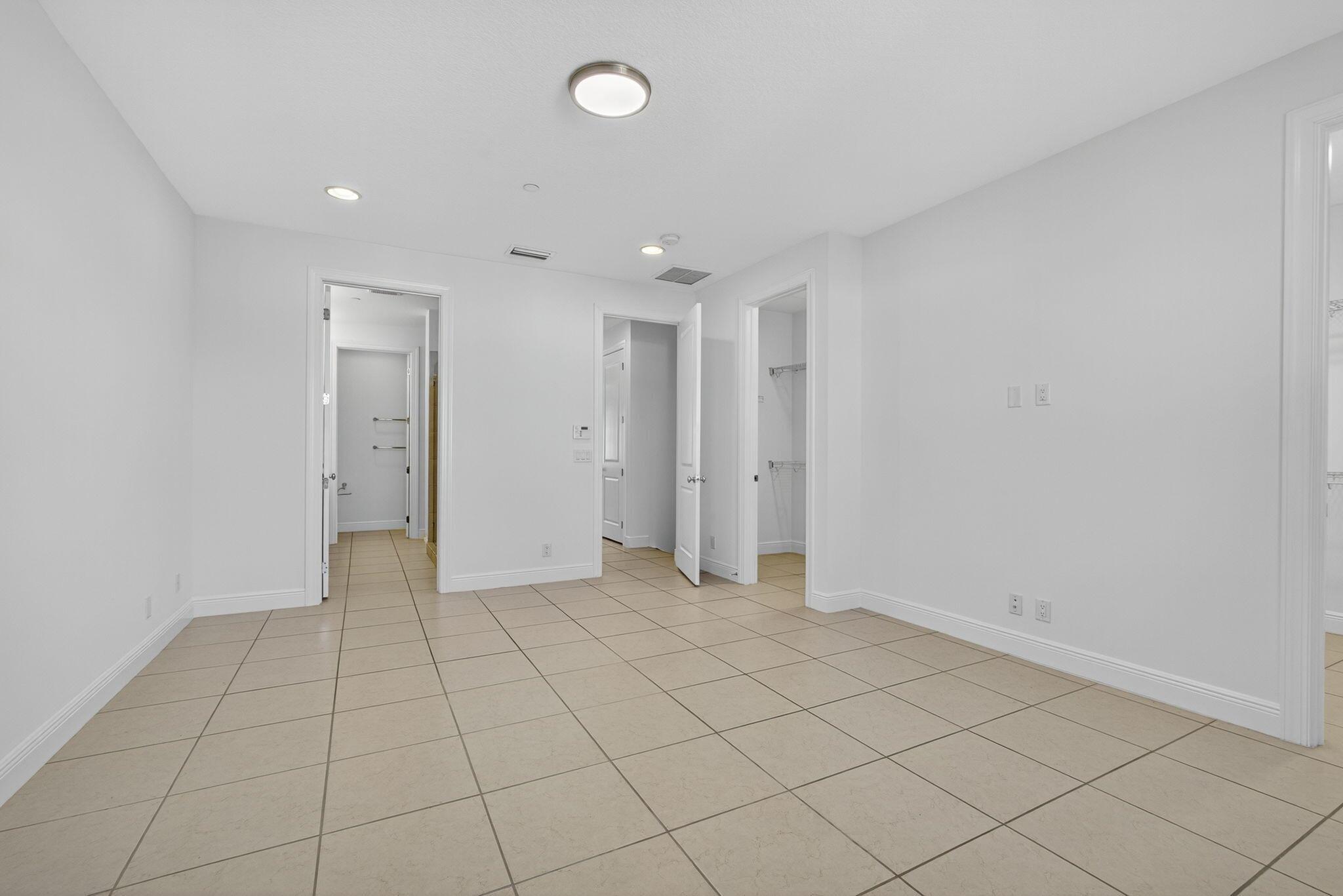 ALTON NEIGHBORHOOD 1 - Residential Lease
