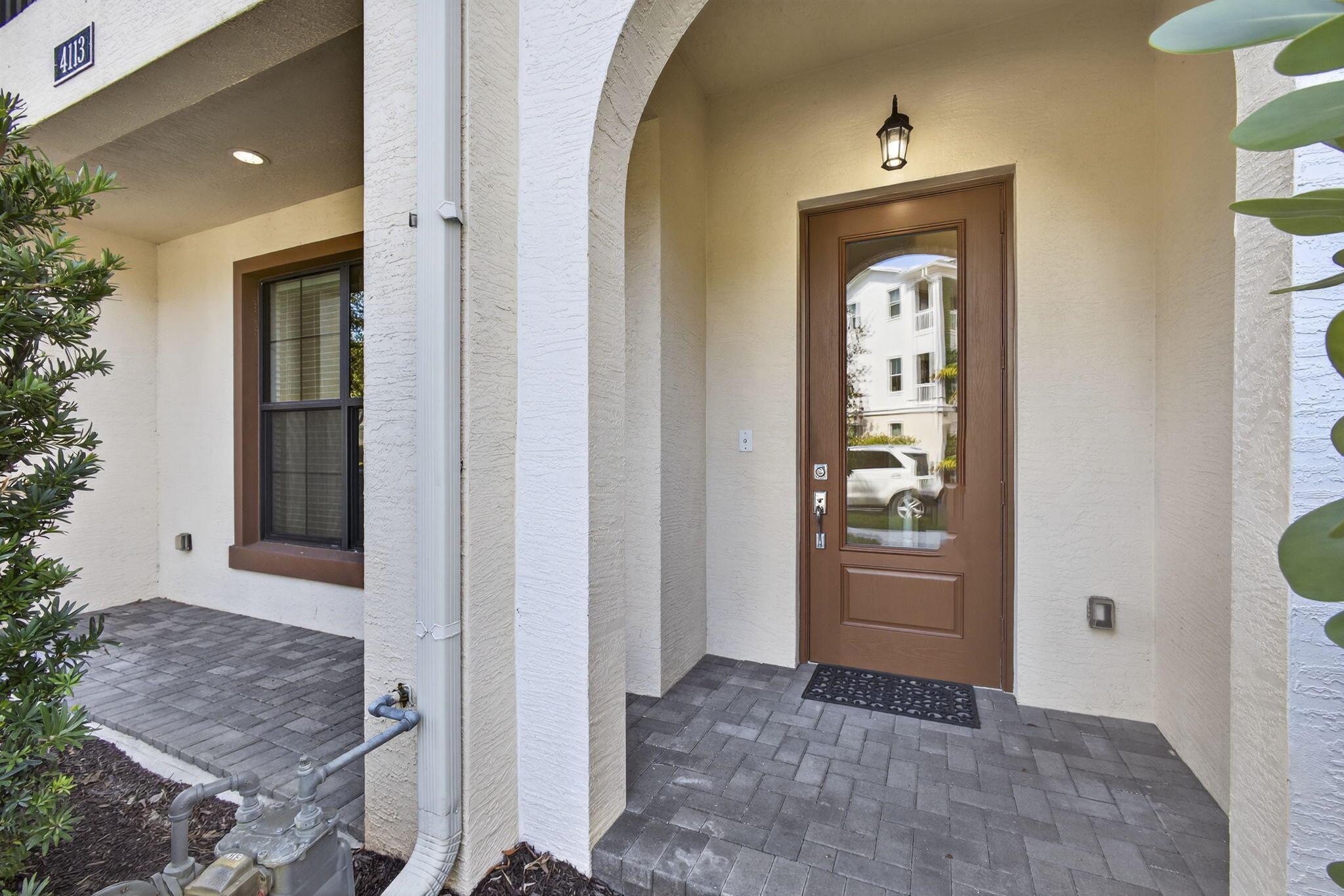ALTON NEIGHBORHOOD 1 - Residential Lease