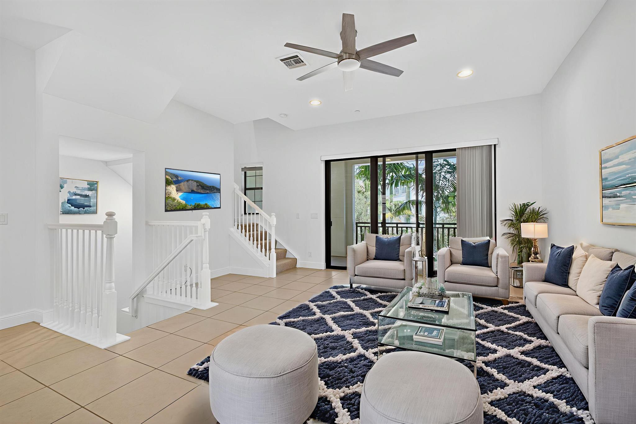 ALTON NEIGHBORHOOD 1 - Residential Lease