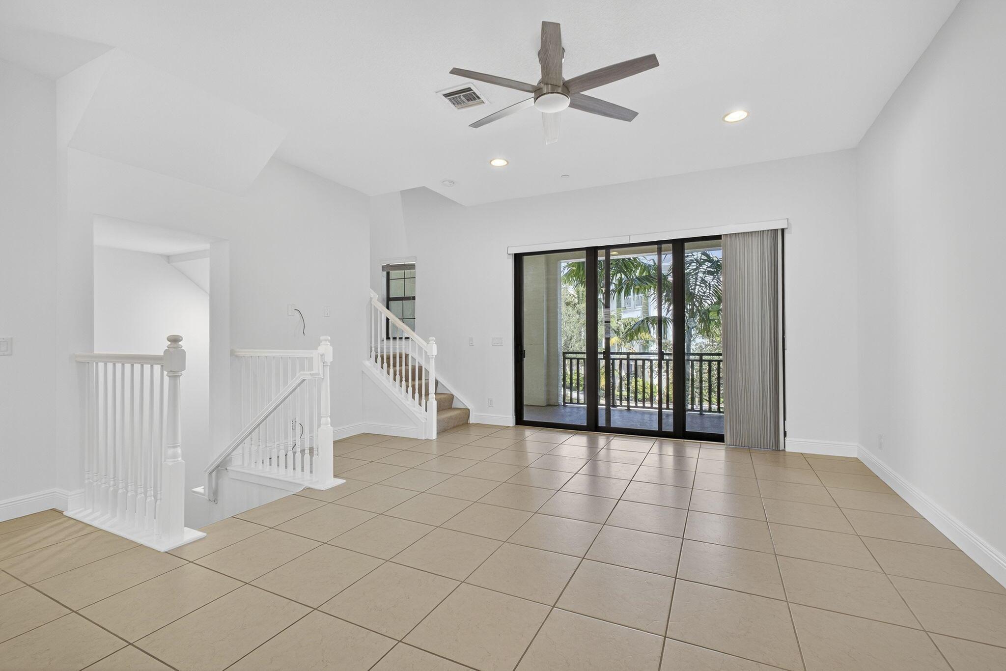 ALTON NEIGHBORHOOD 1 - Residential Lease