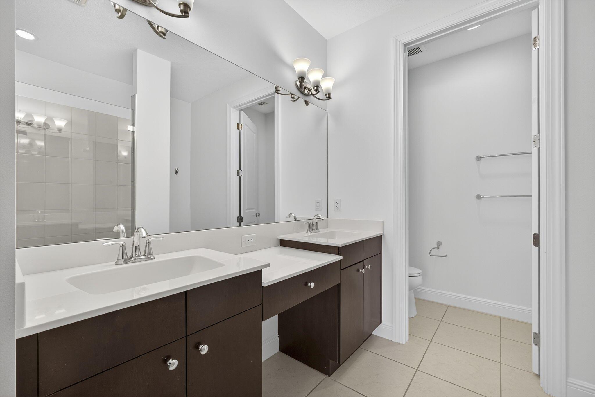 ALTON NEIGHBORHOOD 1 - Residential Lease