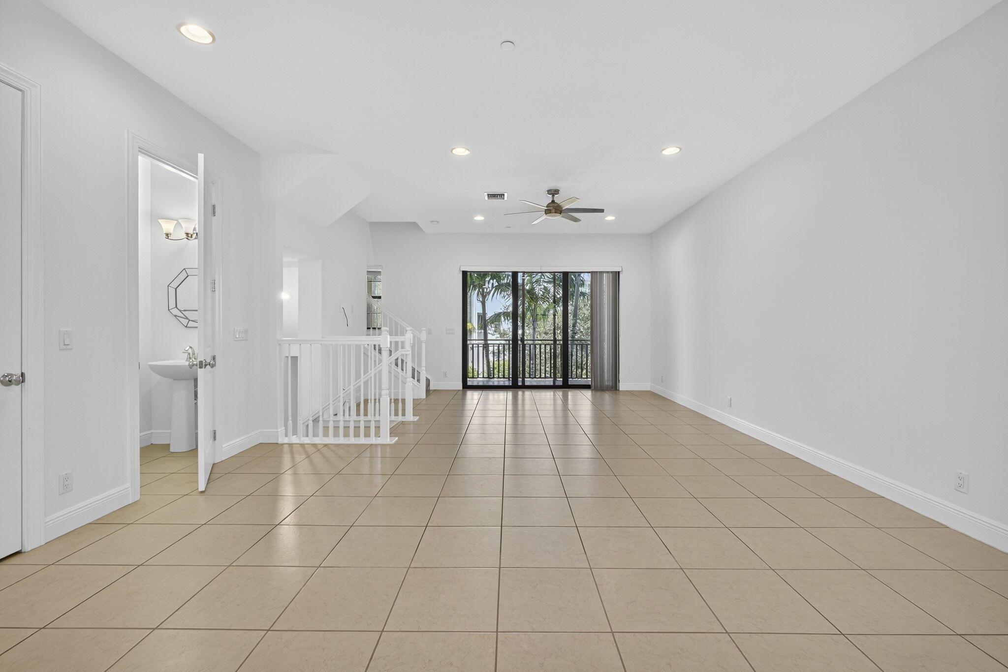 ALTON NEIGHBORHOOD 1 - Residential Lease
