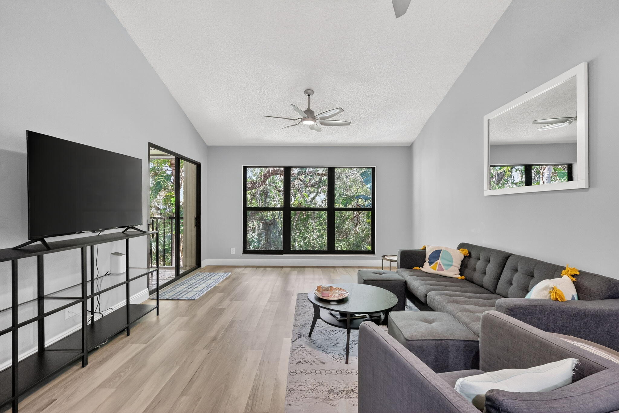 5230 SE Seascape Way 201