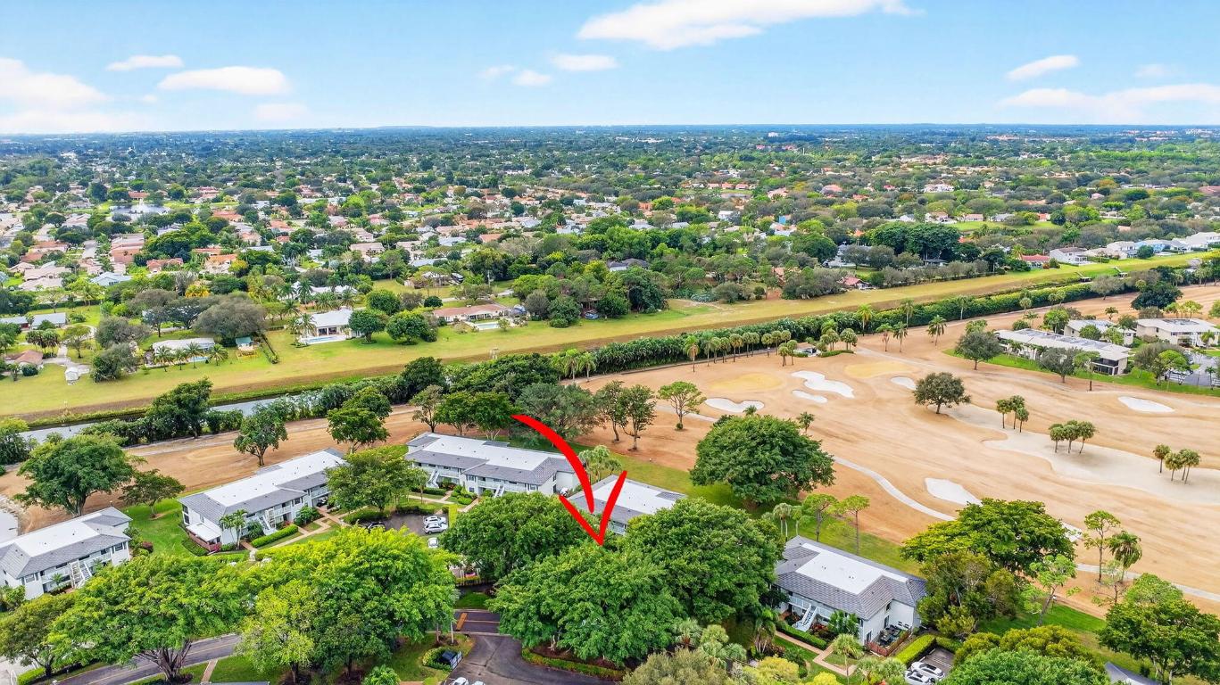 SOUTHPORT AT HUNTERS RUN CONDO - Residential