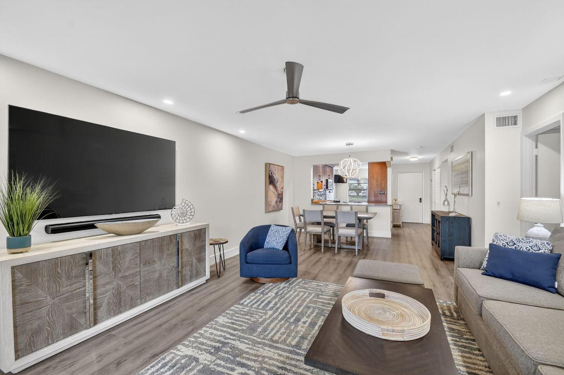 SOUTHPORT AT HUNTERS RUN CONDO - Residential