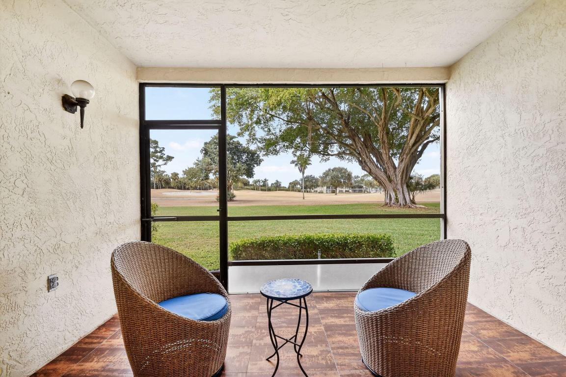 SOUTHPORT AT HUNTERS RUN CONDO - Residential