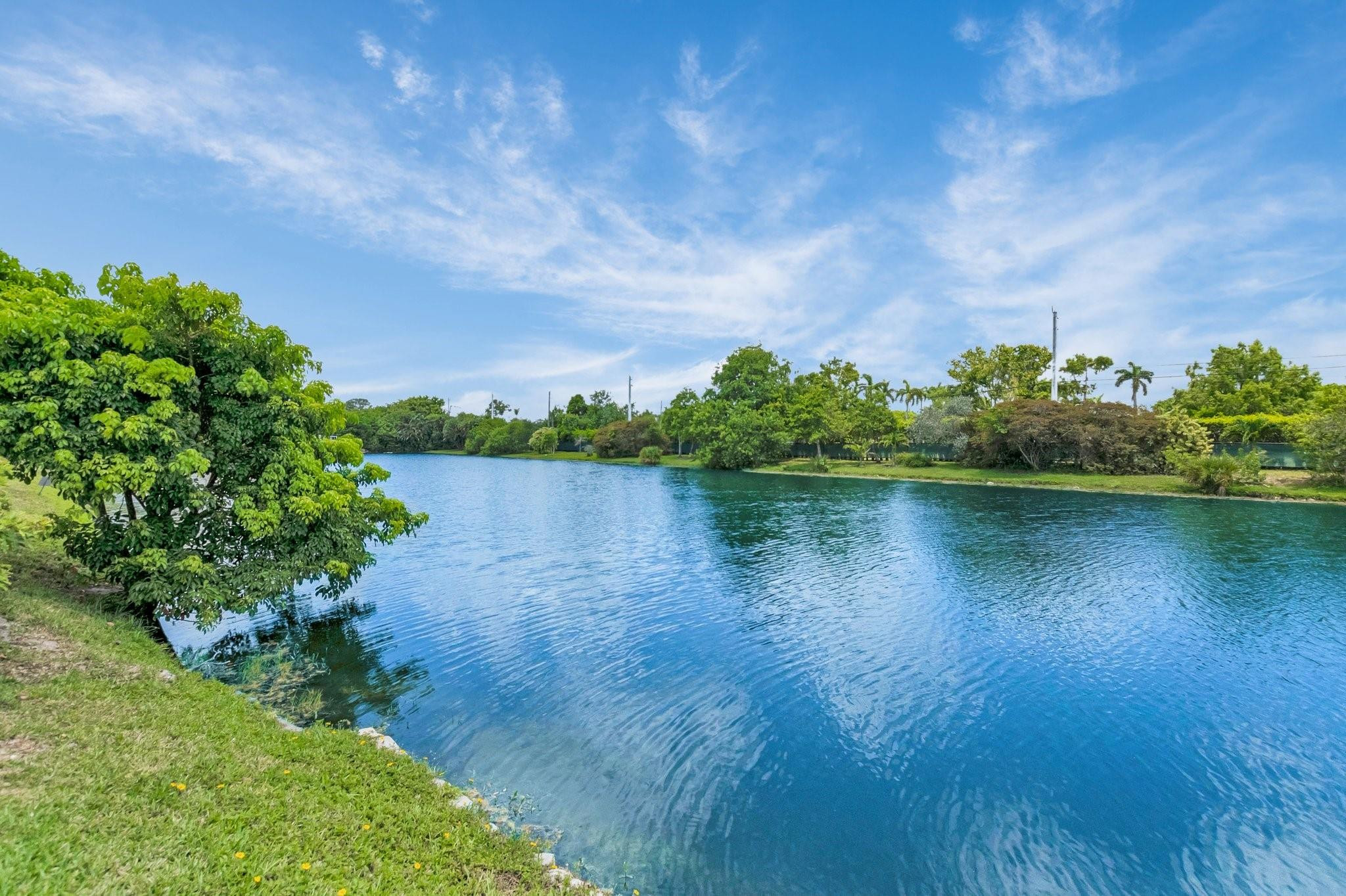 BOCA LAKES CONDO - Residential