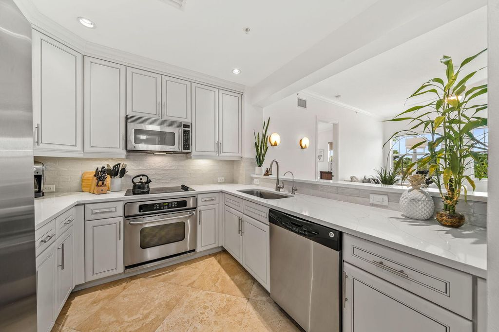 Photo of 200 NE 2nd Avenue #314, Delray Beach, FL 33444 (MLS # R11159149)