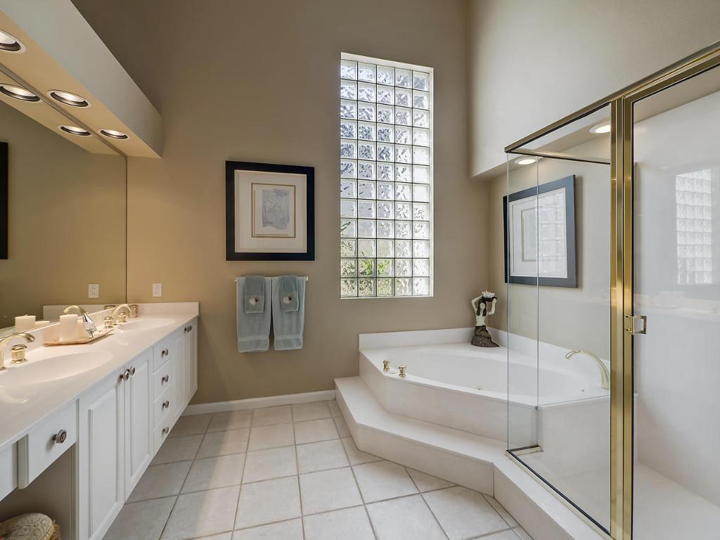 BALLENISLES - Residential