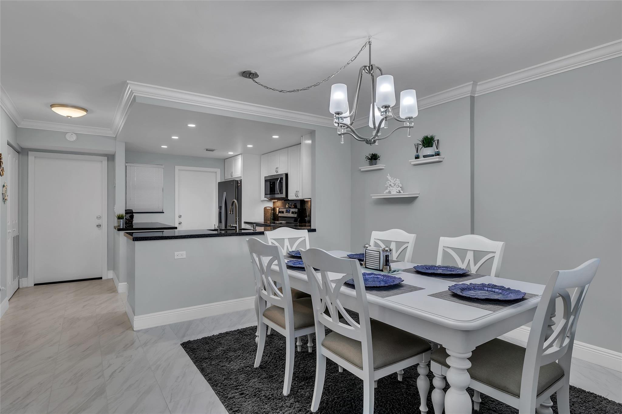 CORAL TOWERS CONDO - Residential