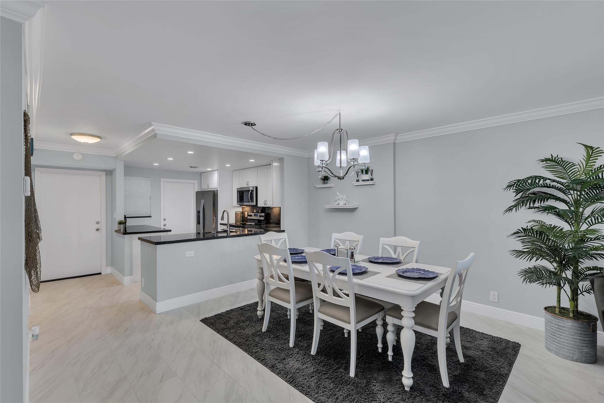 CORAL TOWERS CONDO - Residential
