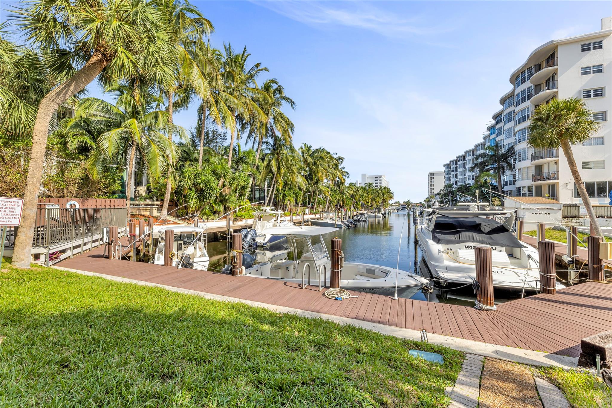 CORAL TOWERS CONDO - Residential