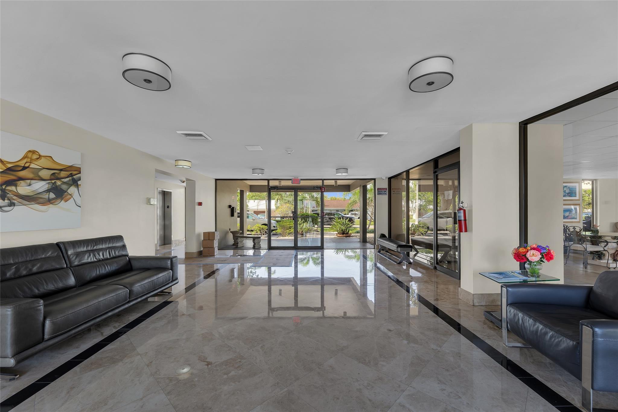 CORAL TOWERS CONDO - Residential