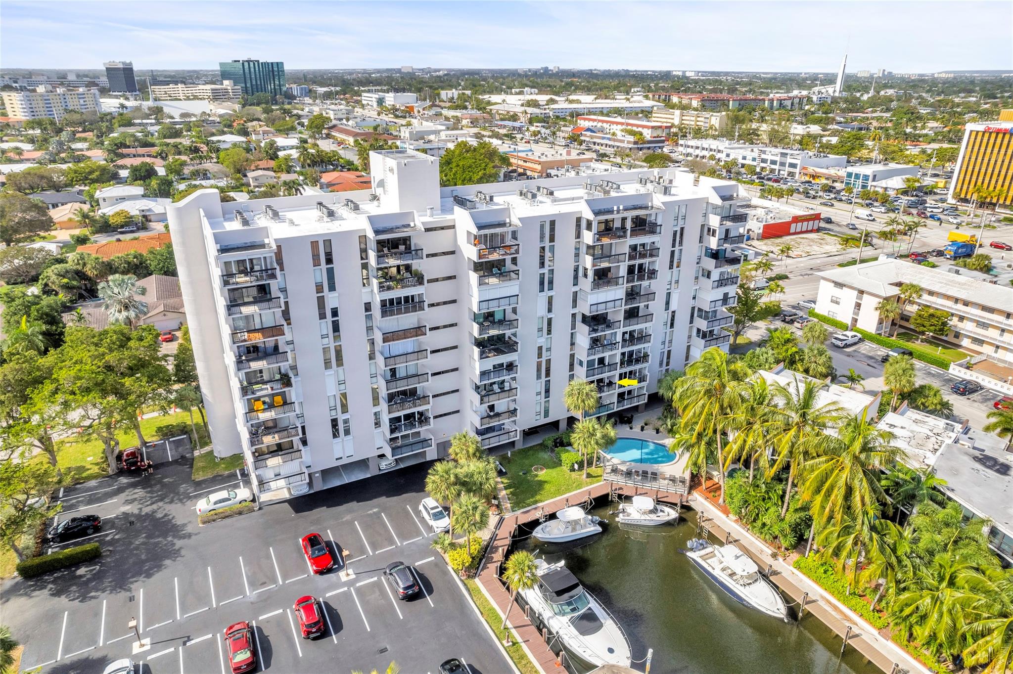 CORAL TOWERS CONDO - Residential