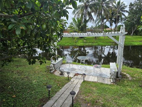 A home in Lauderdale Lakes