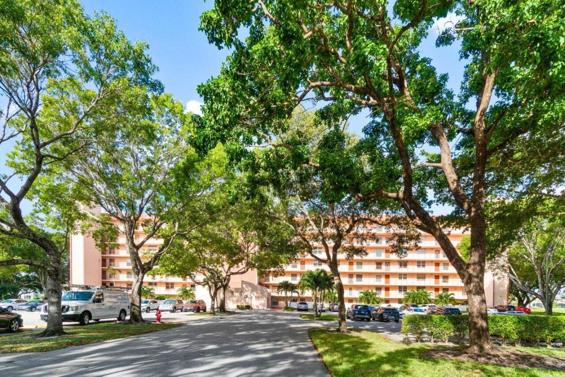 14623 Bonaire Boulevard 405