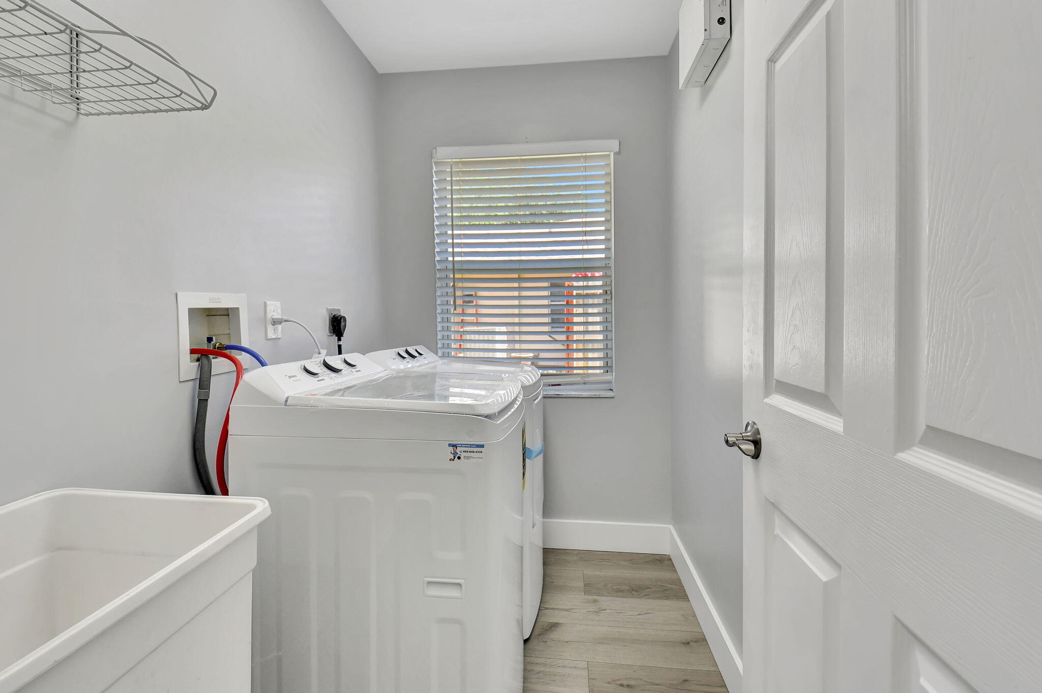 LAKE FOREST SOUTH - Residential Lease