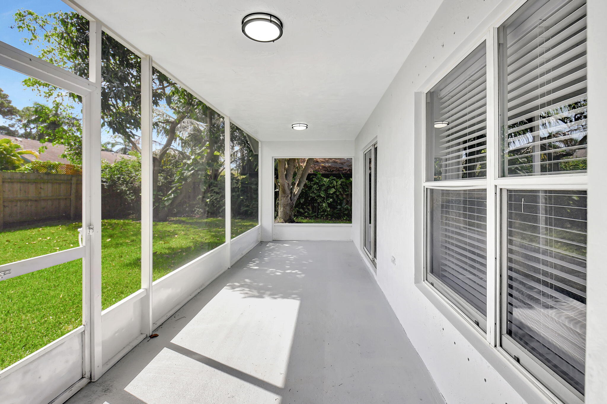 LAKE FOREST SOUTH - Residential Lease