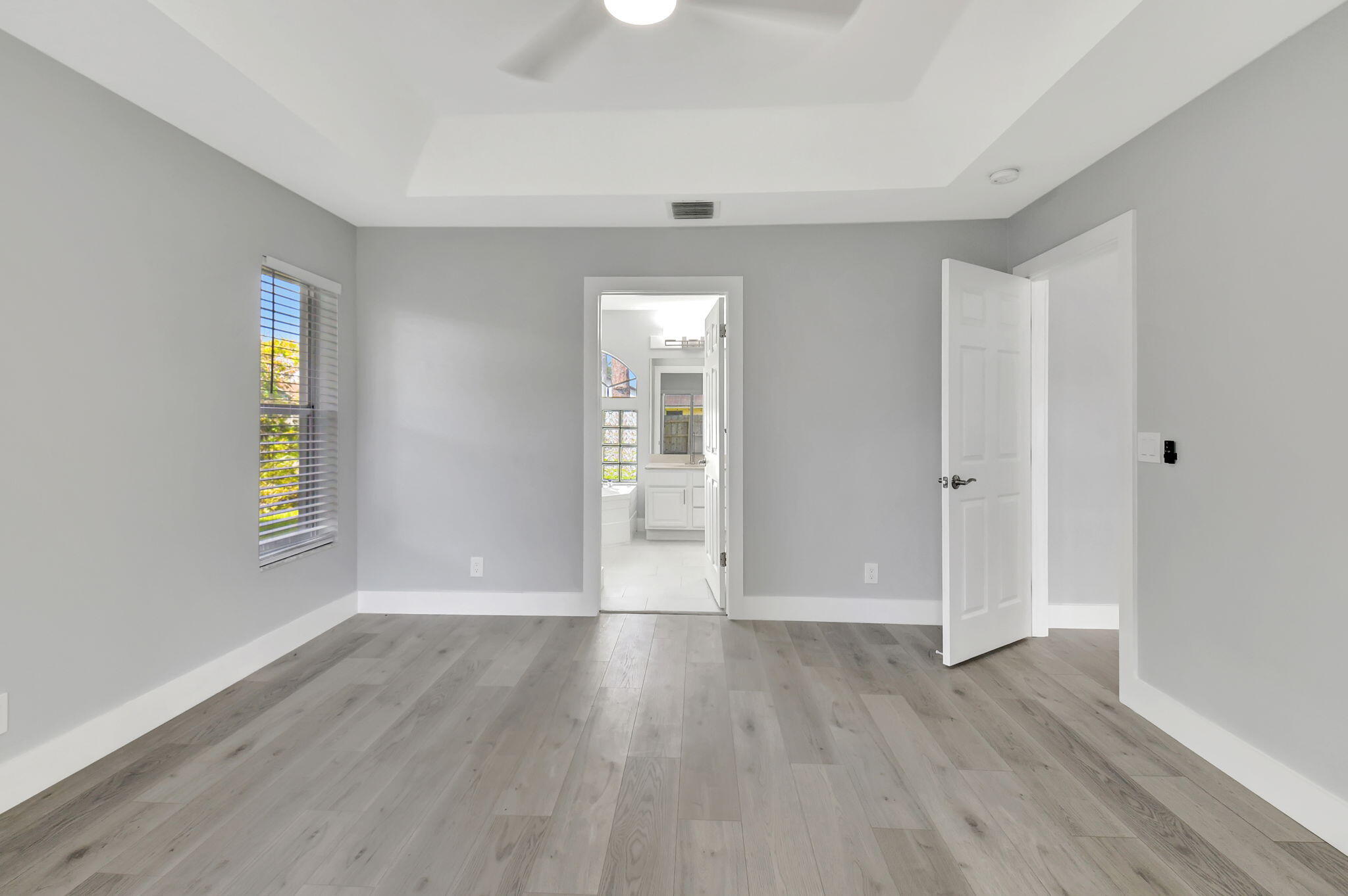 LAKE FOREST SOUTH - Residential Lease