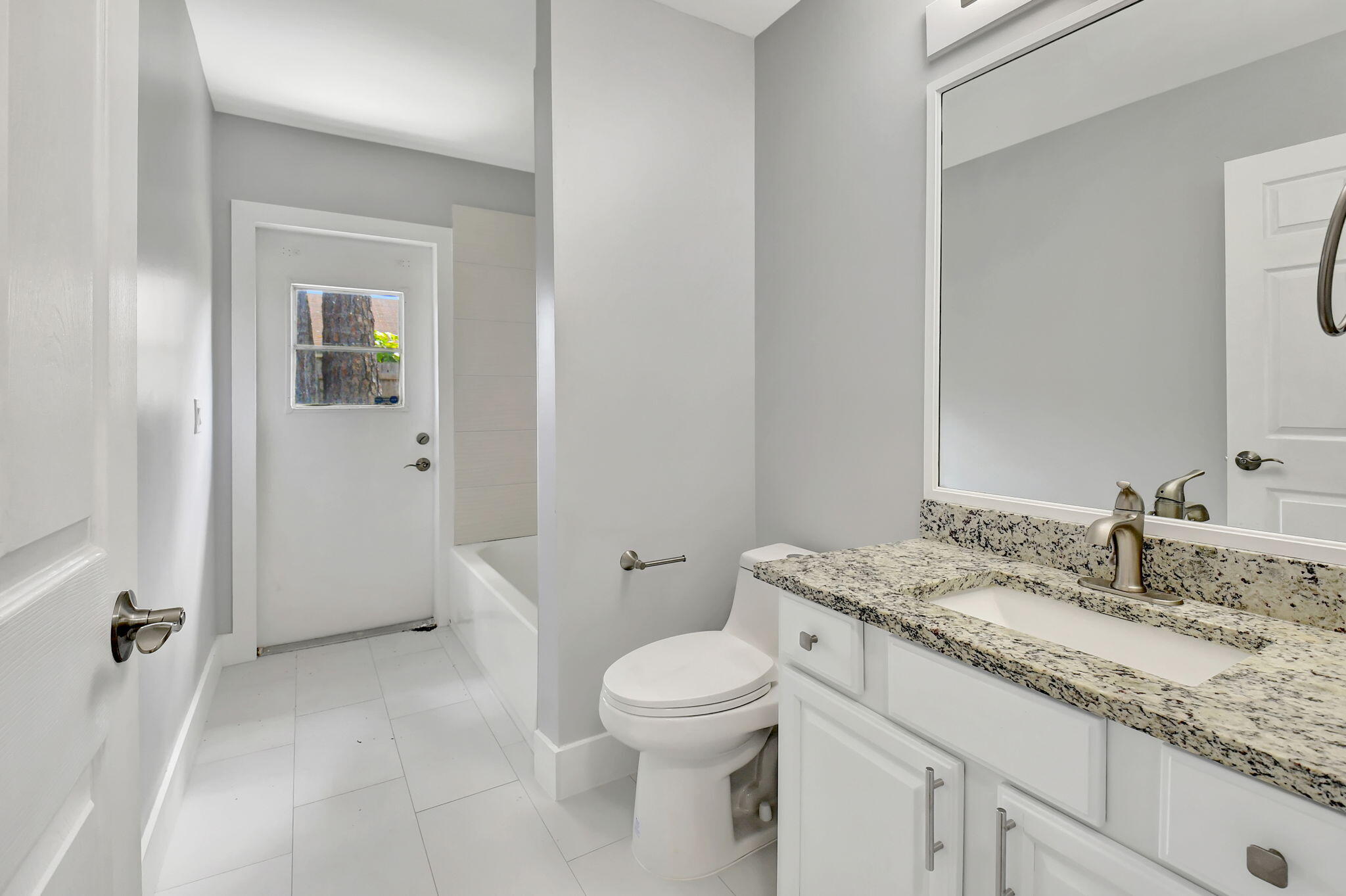 LAKE FOREST SOUTH - Residential Lease