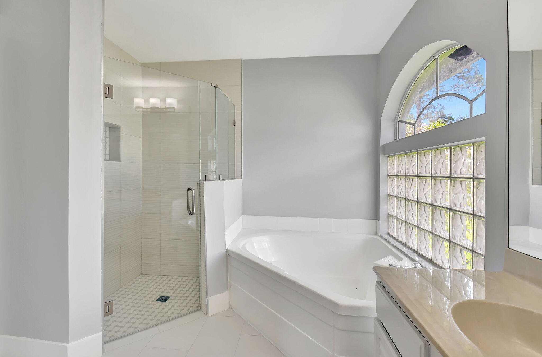 LAKE FOREST SOUTH - Residential Lease