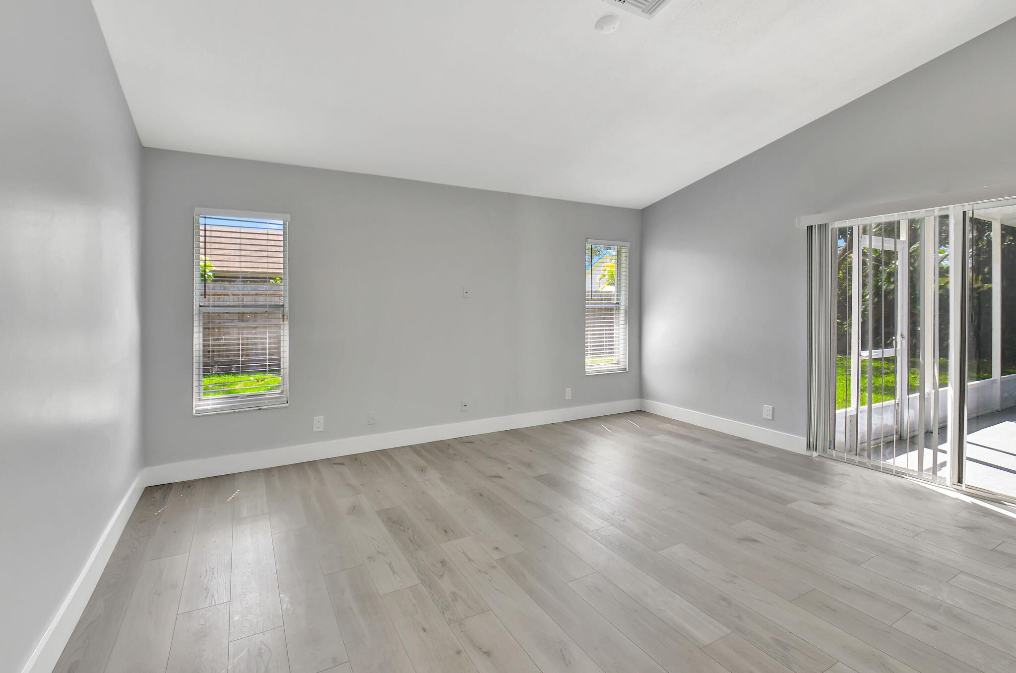 LAKE FOREST SOUTH - Residential Lease