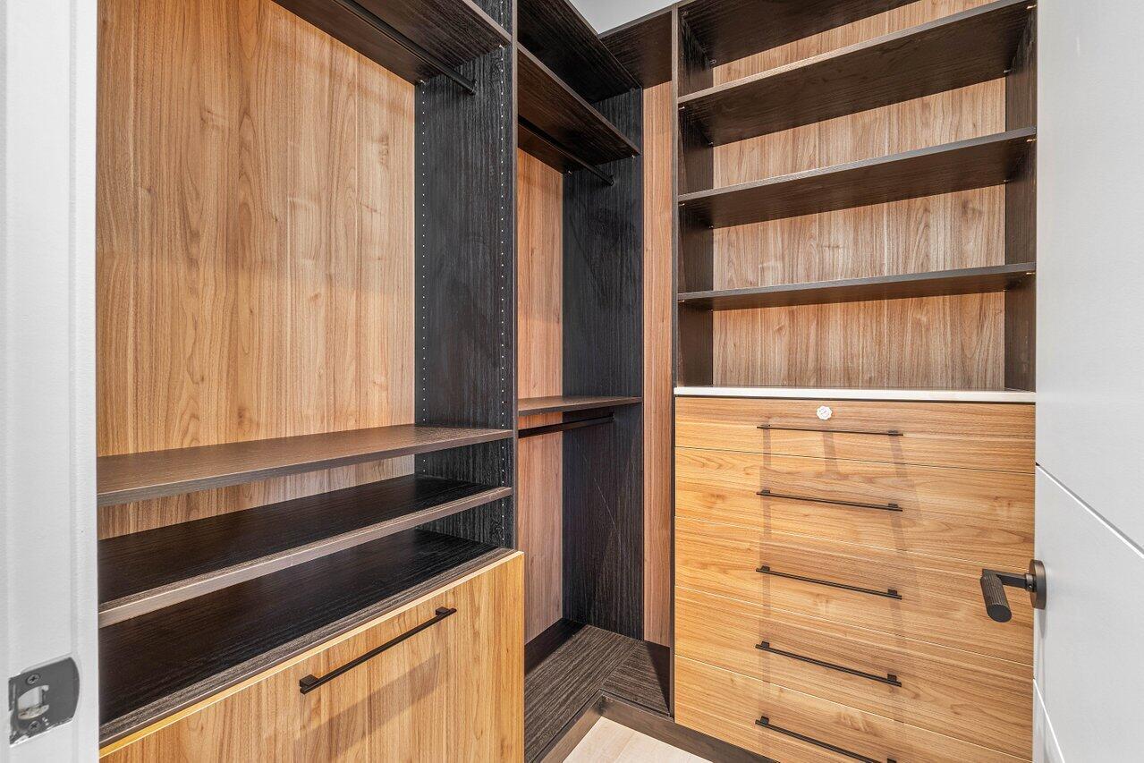 HOFMAN ADD - Residential Lease