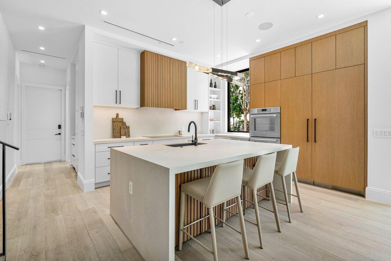 HOFMAN ADD - Residential Lease