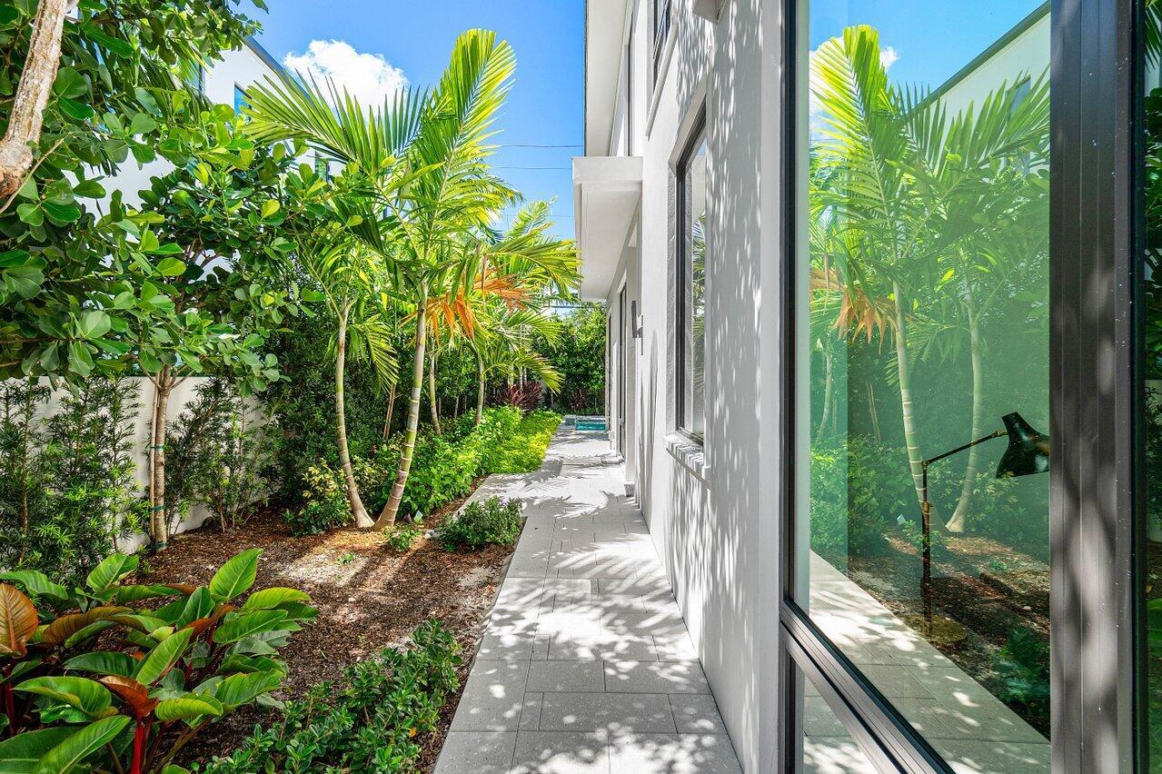 HOFMAN ADD - Residential Lease