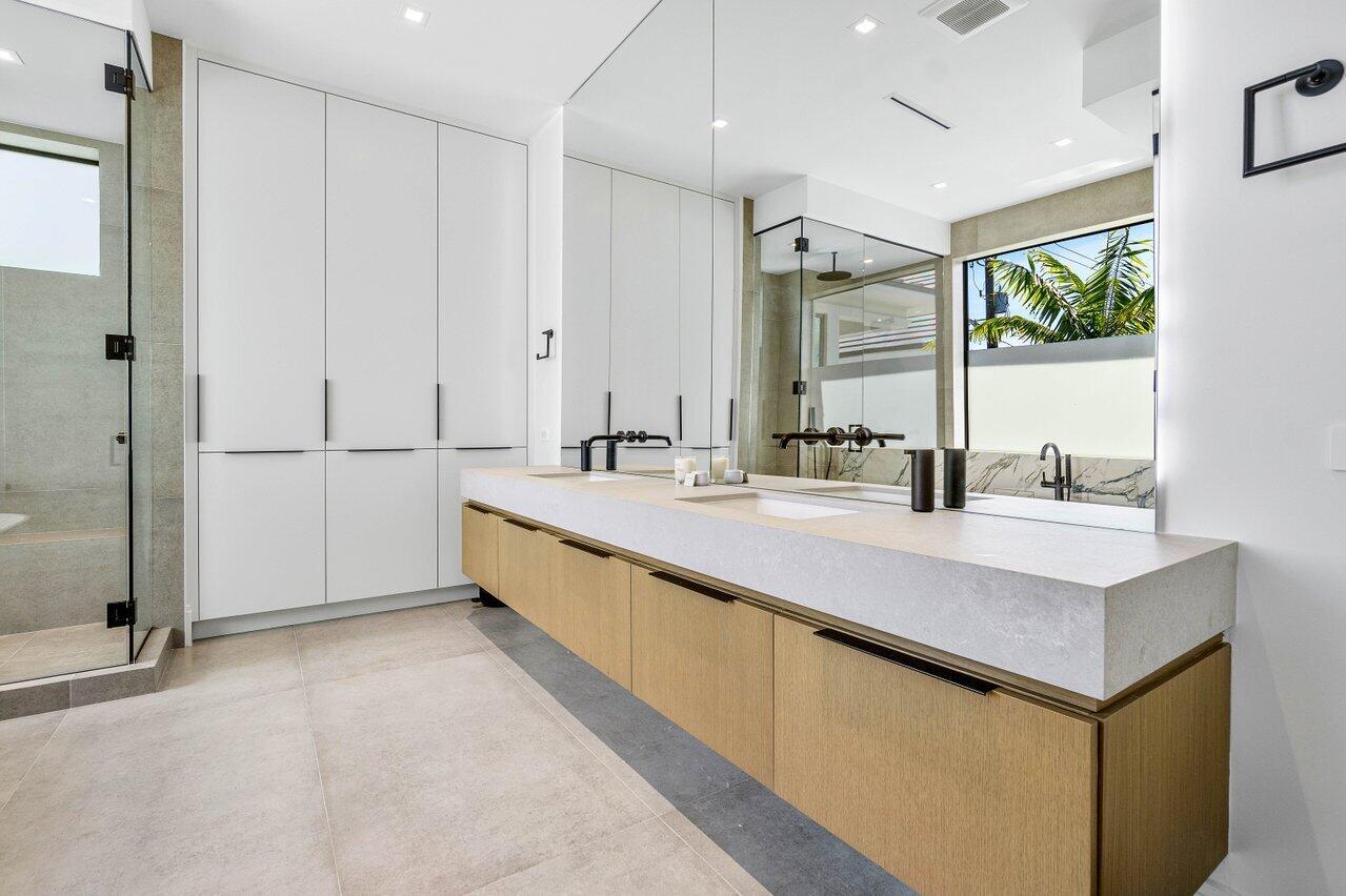 HOFMAN ADD - Residential Lease