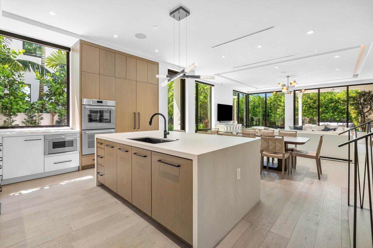 HOFMAN ADD - Residential Lease