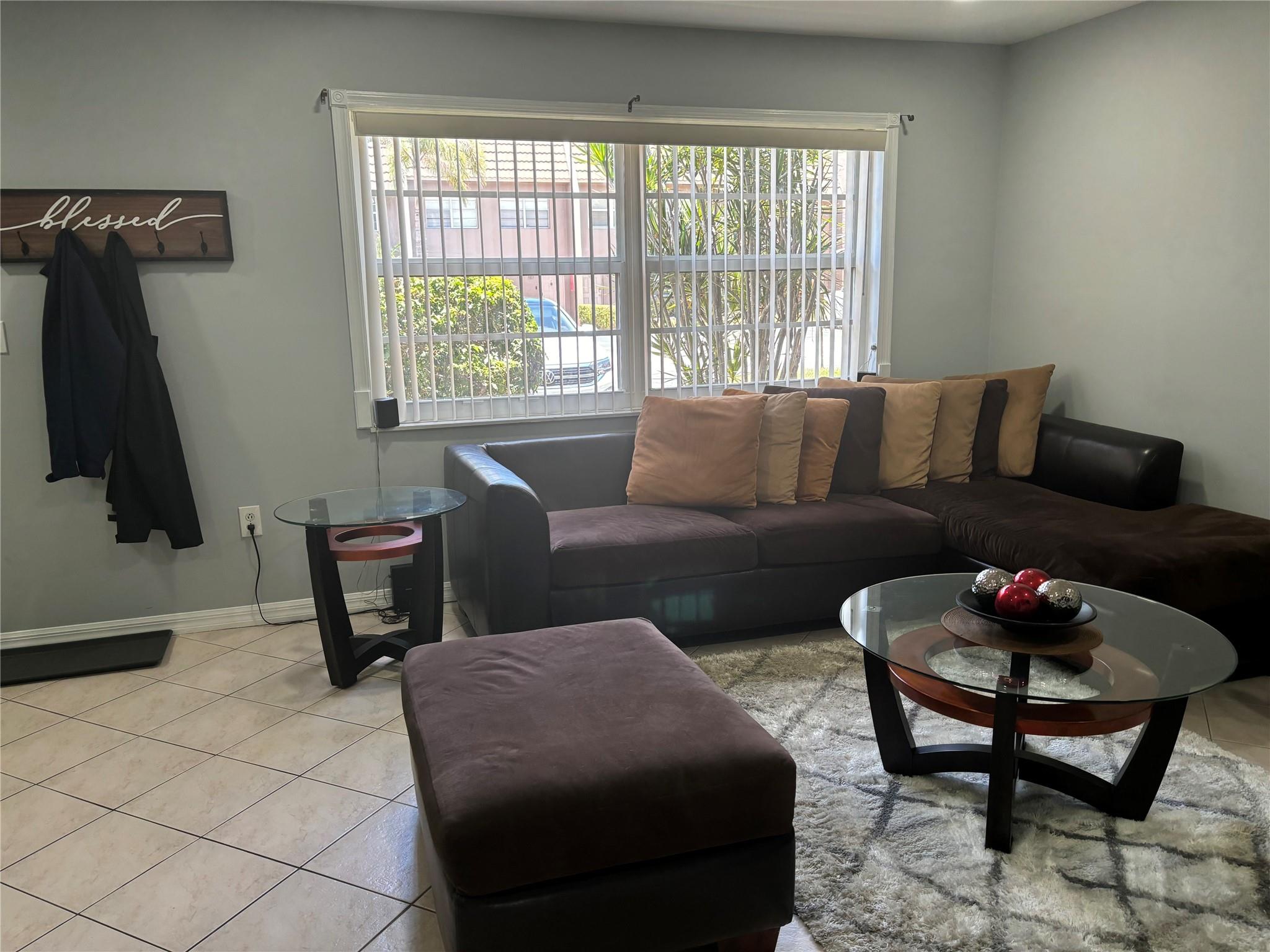 9050 NW 28th St
