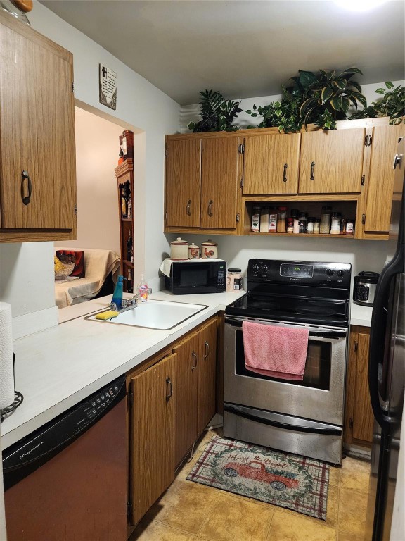 SEQUOIA GARDENS II - Residential