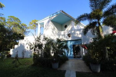 Property photo of 930 Rambling Drive Circle, Wellington, FL 33414