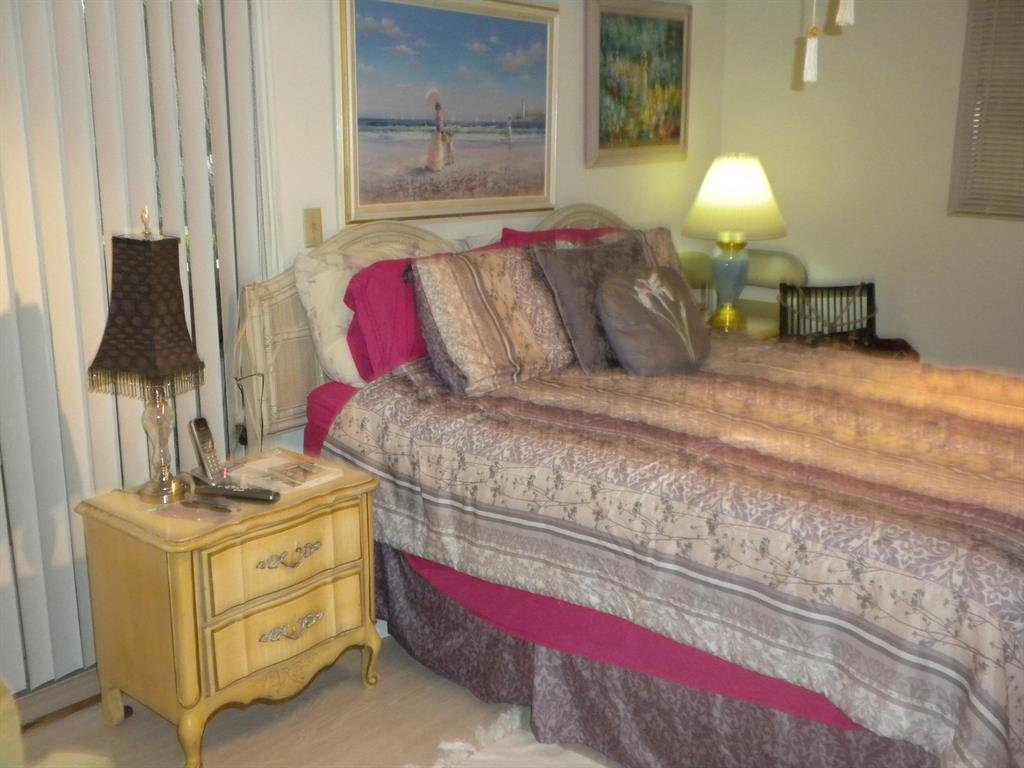 Kings Point Brittany Condos - Residential