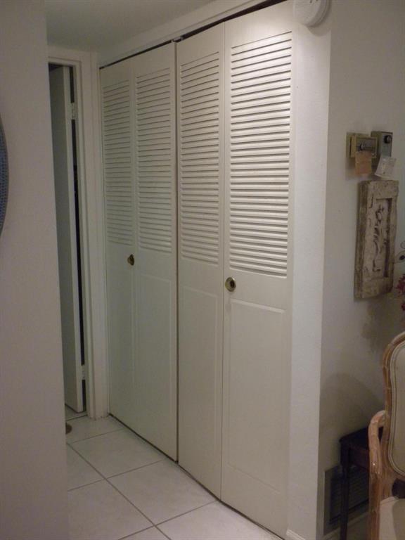 Kings Point Brittany Condos - Residential